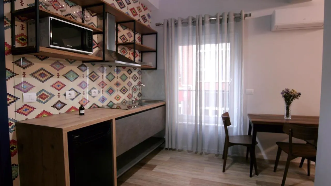 Koni'S Studio Apartments Tirana 0*,  Albanië